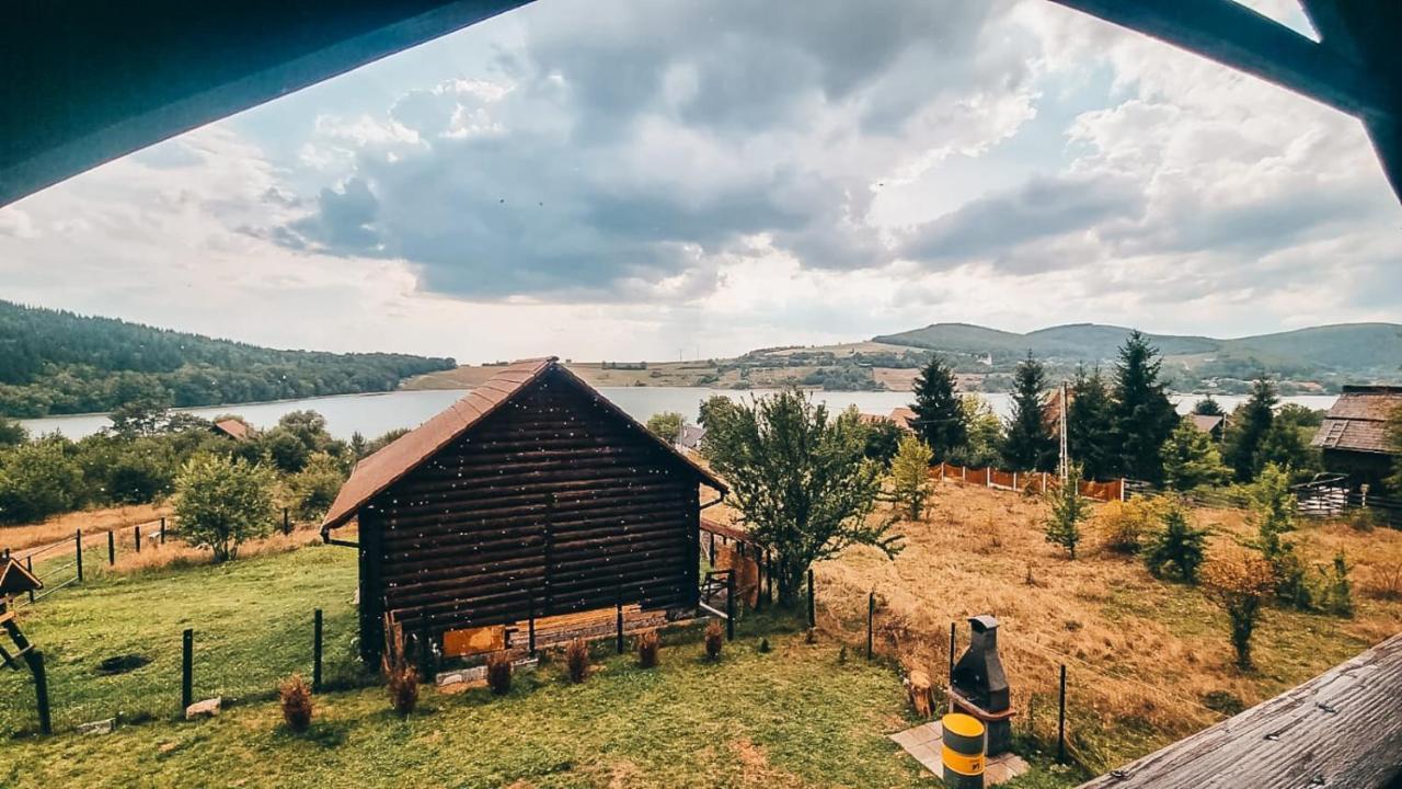 Вилла The Wooden Nest -Ковасна Экстерьер фото